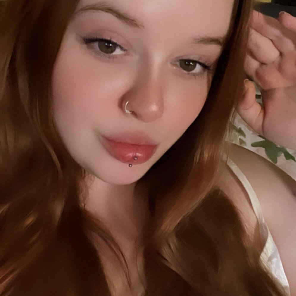 Bloombabyvip (@bloombabyvip), OnlyFans creator