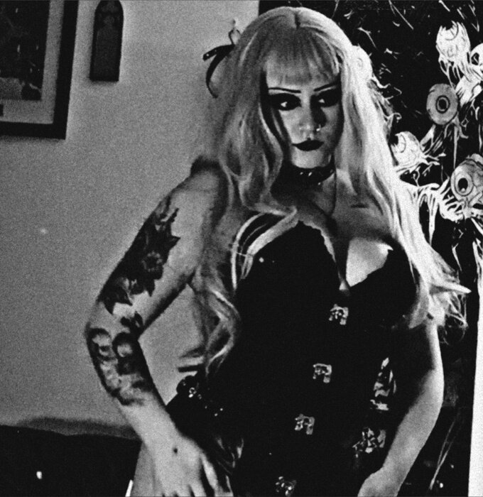 Blu3nymph0 (@blu3nymph0), OnlyFans creator
