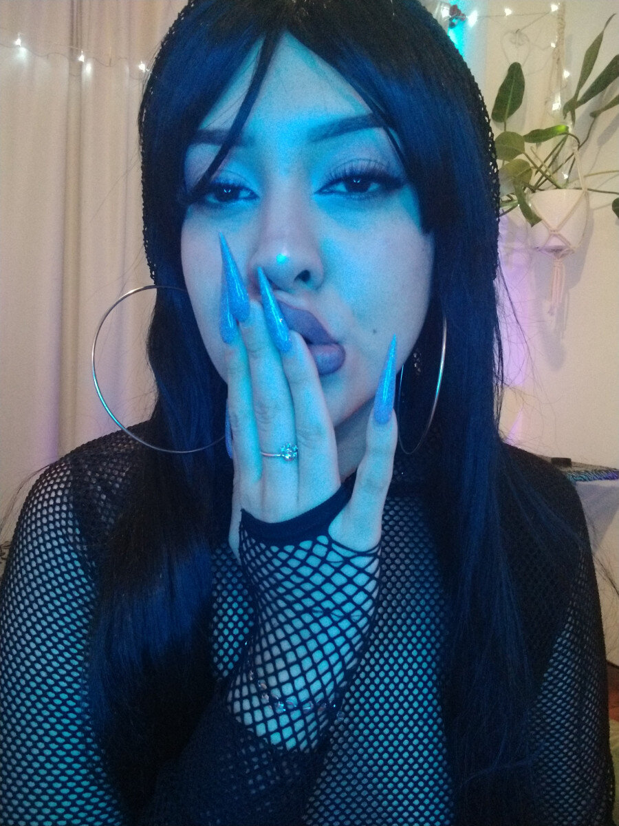 Bluebabystoned (@bluebabystoned), OnlyFans creator