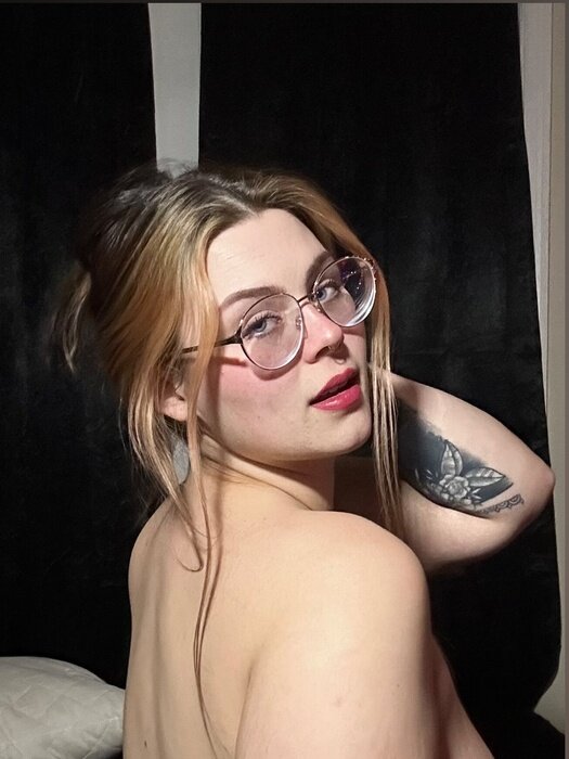 Just (@blueberry_spag), OnlyFans creator