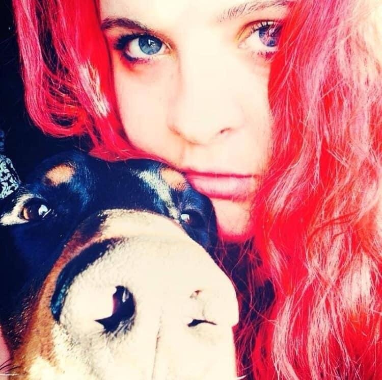 Blueberrypoison (@blueberrypoison), OnlyFans creator