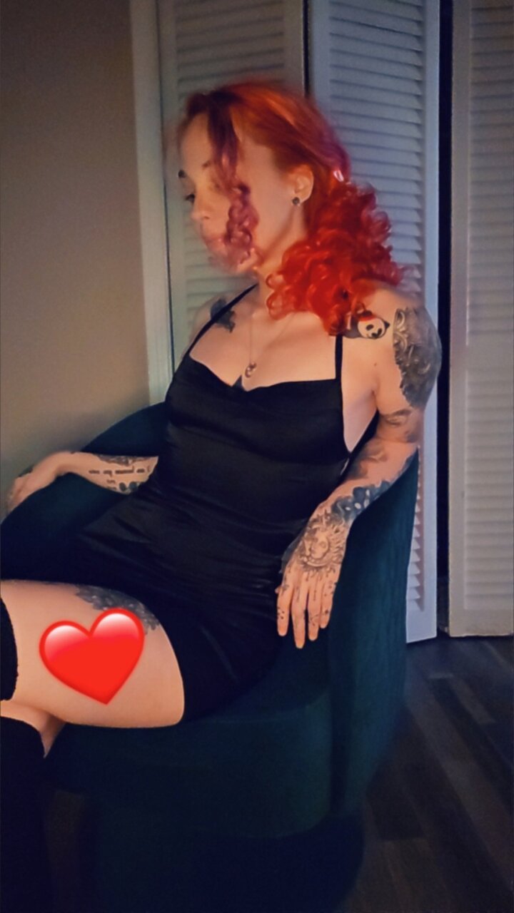 Blueeyedprincess124 (@blueeyedprincess124), OnlyFans creator