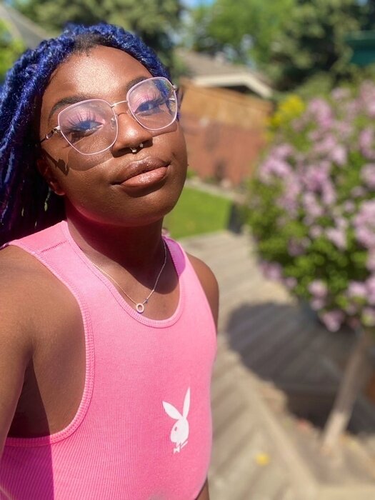 Bluelasiren (@bluelasiren), OnlyFans creator