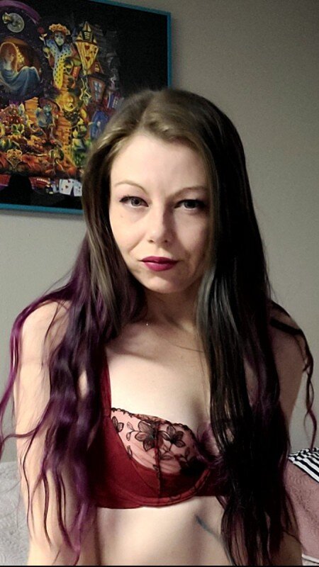 Bluntbabejay420vip (@bluntbabejay420vip), OnlyFans creator