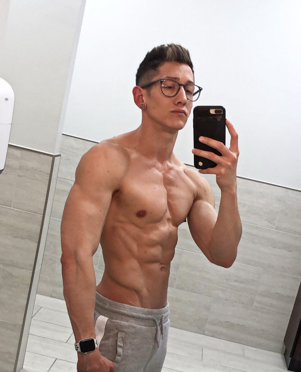 Bodybyelijah (@body_by_elijah), OnlyFans creator