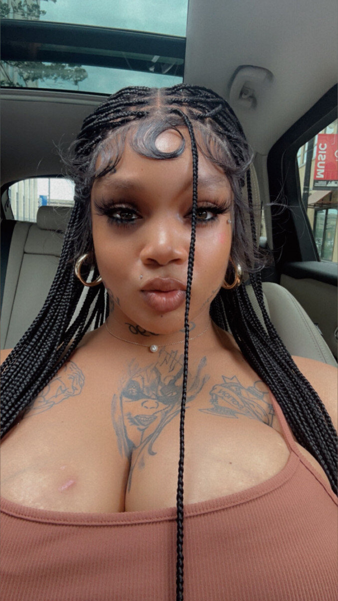Bombshellfromhell (@bombshell.from.hell), OnlyFans creator