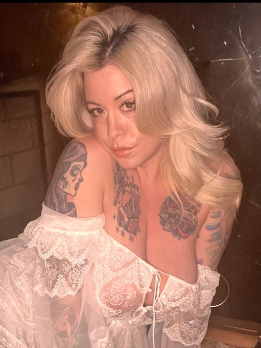 Bombshellbetty (@bombshellbetty), OnlyFans creator