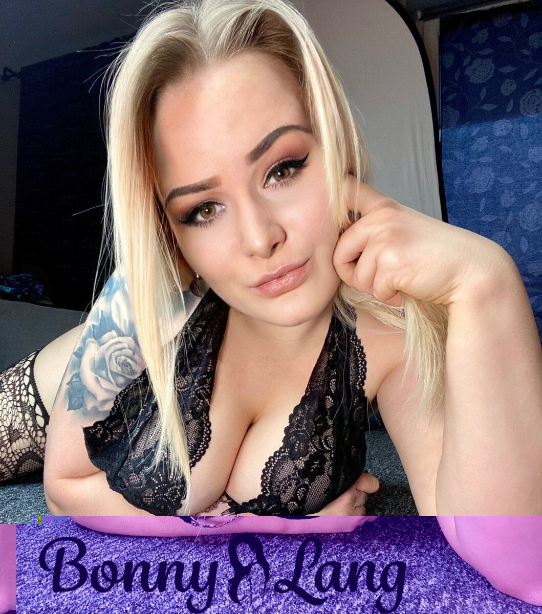 Bonnytagesbrise (@bonnytagesbrise), OnlyFans creator