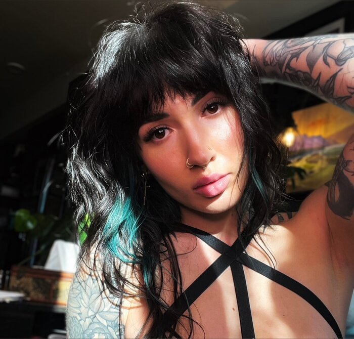 Boobtube69 (@boobtube69), OnlyFans creator