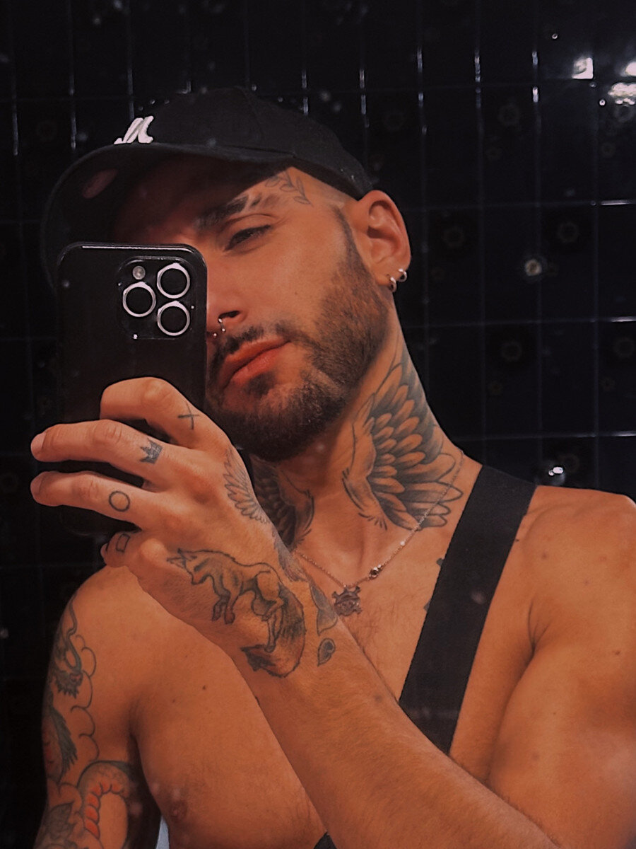 Borlly (@borlly), OnlyFans creator