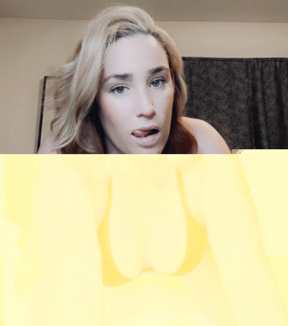 Bostonbeckyy (@bostonbeckyy), OnlyFans creator