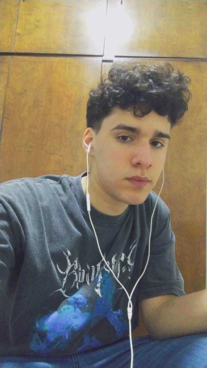 Boy2044 (@boy2044), OnlyFans creator