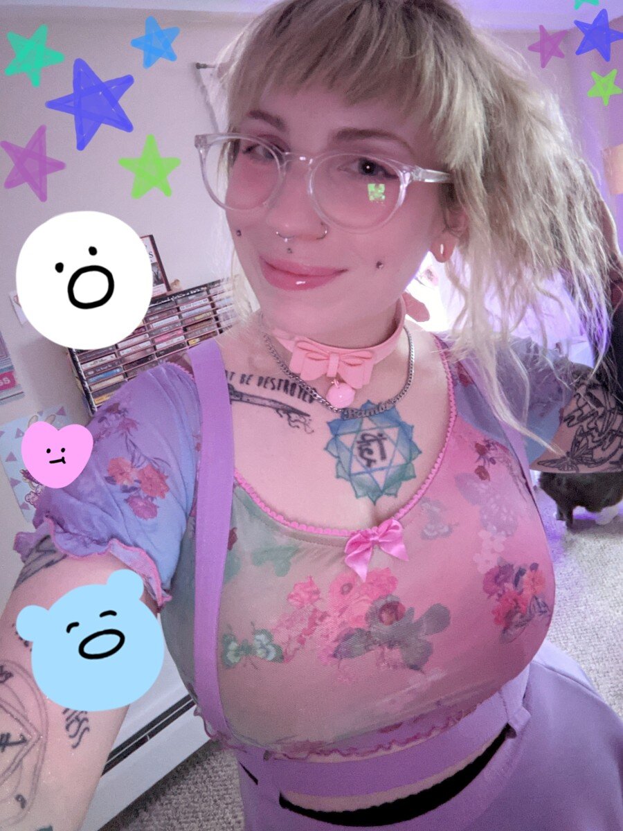 Brainlessss (@brainlessss), OnlyFans creator
