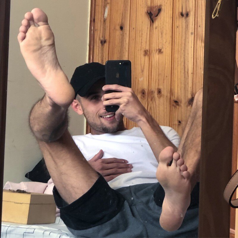 Brasilfeetmlk (@brasilfeetmlk), OnlyFans creator