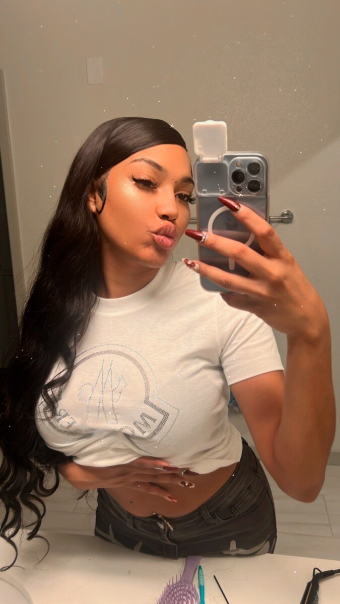 Bratdollnae (@bratdollnae_), OnlyFans creator