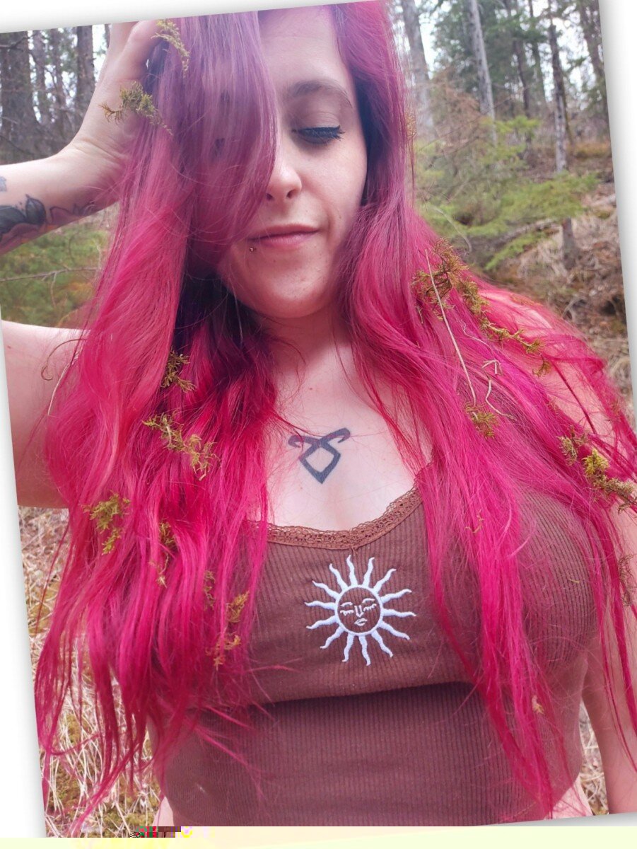 Brattyannd0ll (@brattyannd0ll), OnlyFans creator