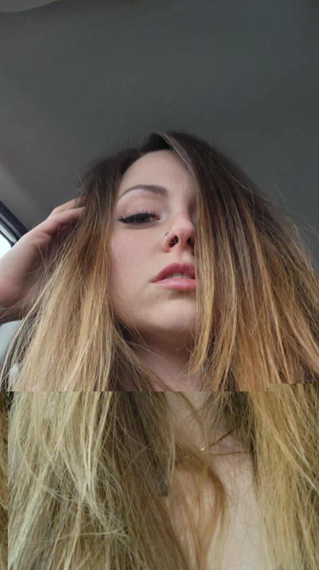 Brattybrunette119 (@brattybrunette119), OnlyFans creator