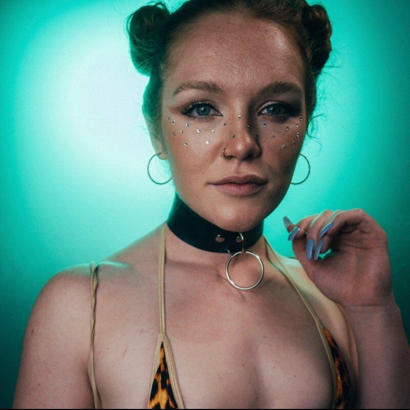 Brattyging (@brattyging), OnlyFans creator
