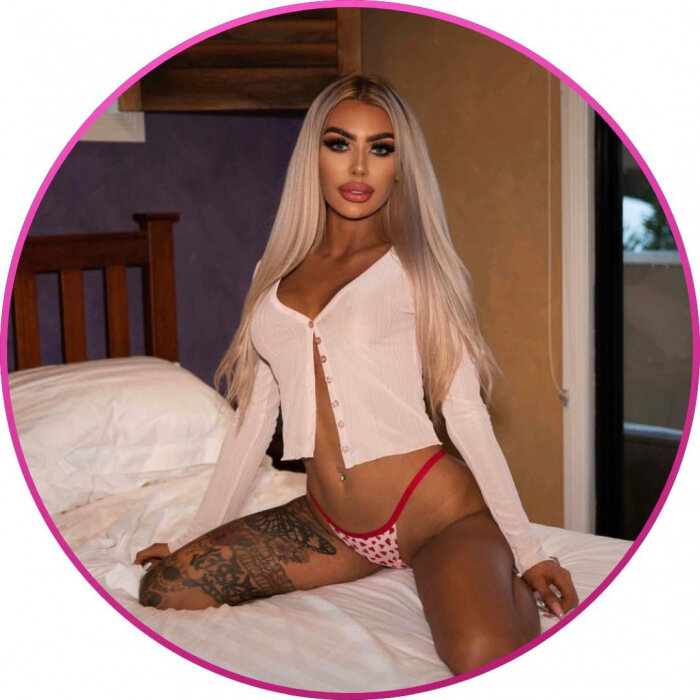 Breannalilly (@breannalilly), OnlyFans creator