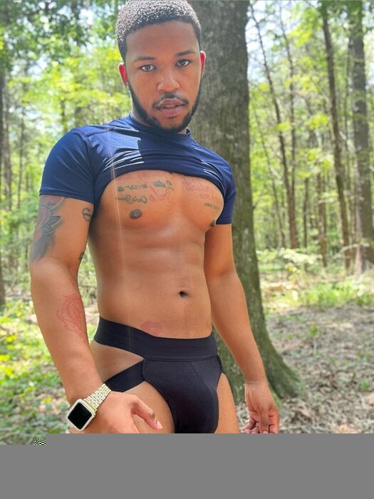 Breezyybabyy1 (@breezyybabyy1), OnlyFans creator