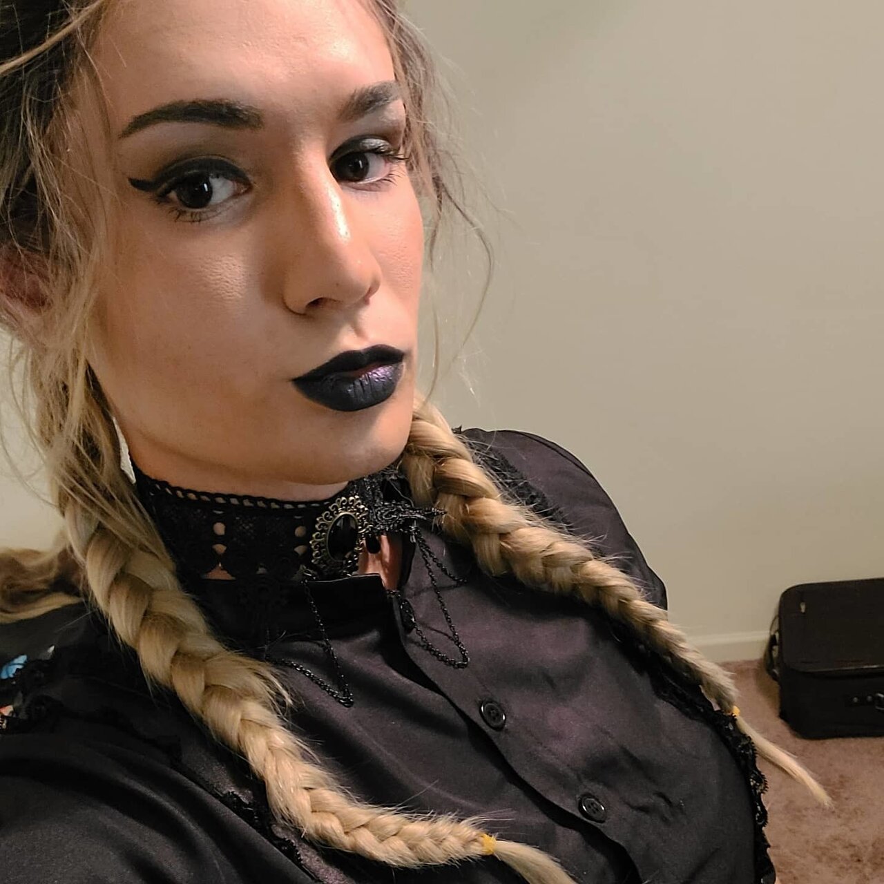 Brennaknight (@brennaknight), OnlyFans creator