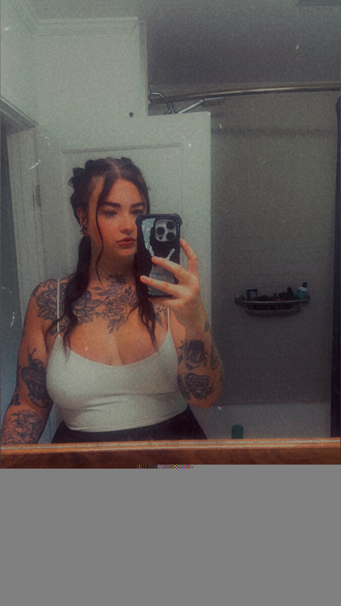 Briihatesyuh (@briihatesyuh), OnlyFans creator