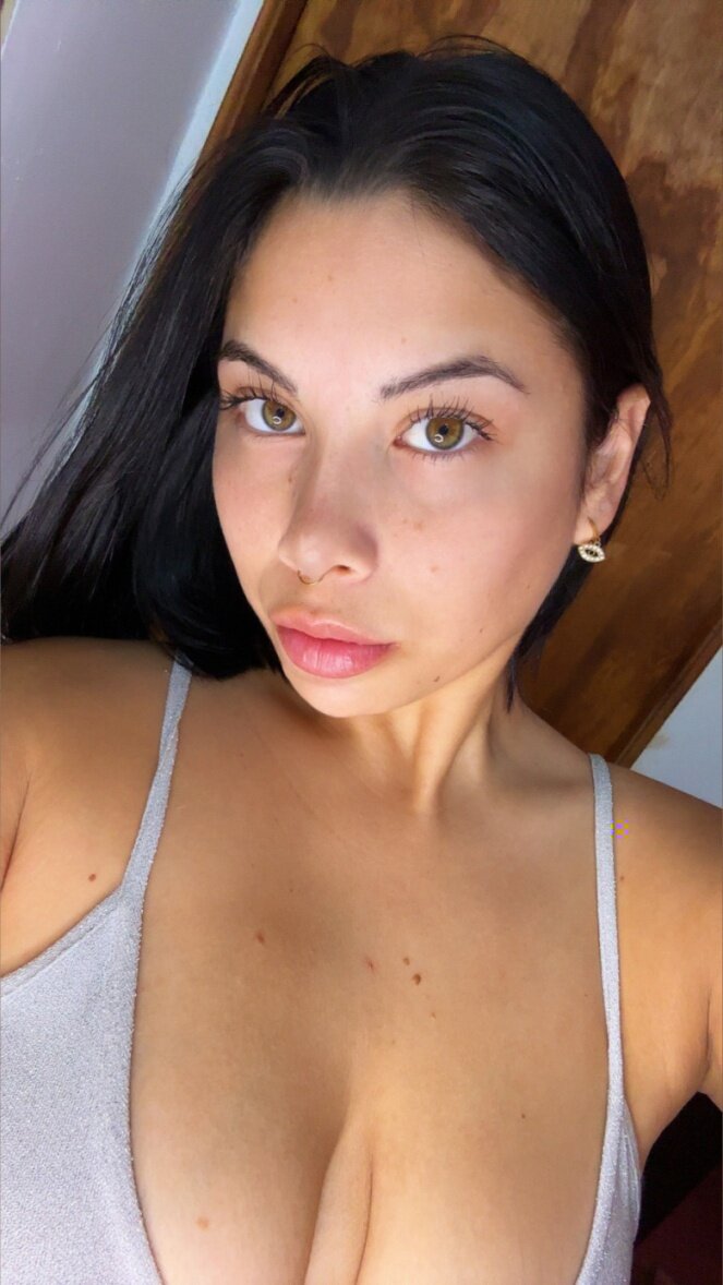 Bri (@brionlyxo), OnlyFans creator