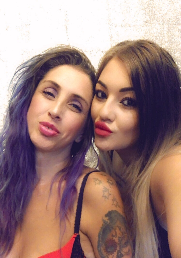 Britishmumanddaughter (@britishmumanddaughter), OnlyFans creator