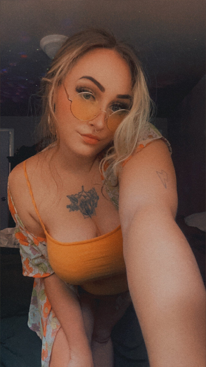 Britneyxxwho (@britneyxxwho), OnlyFans creator