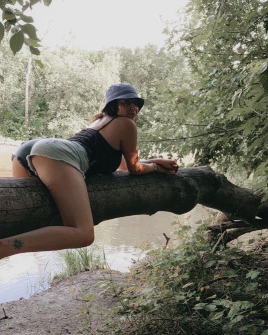 Brittanybitch29 (@brittanybitch29), OnlyFans creator