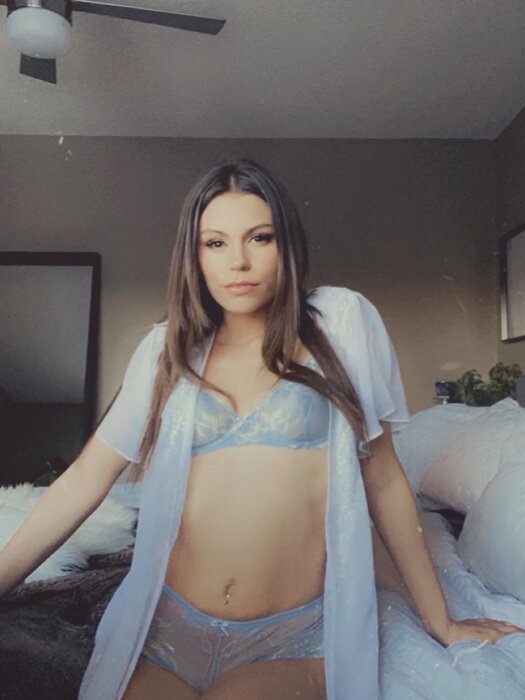 Brooketayler444 (@brooketayler444), OnlyFans creator