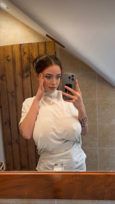 Brooke (@brookexmills), OnlyFans creator