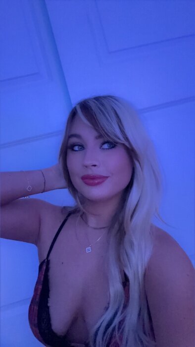 Brooklynjadeee (@brooklynjadeee), OnlyFans creator