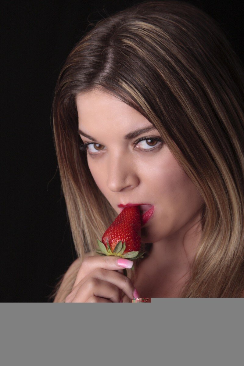 Browneyedhoney (@brown_eyed_honey), OnlyFans creator