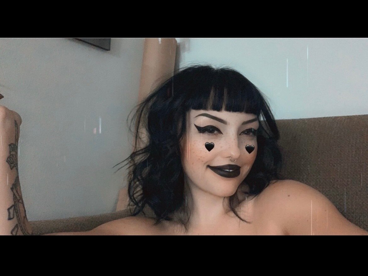 Browniebatty (@browniebatty), OnlyFans creator