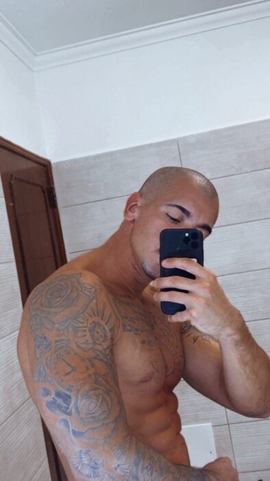 Brubatista (@brubatista), OnlyFans creator