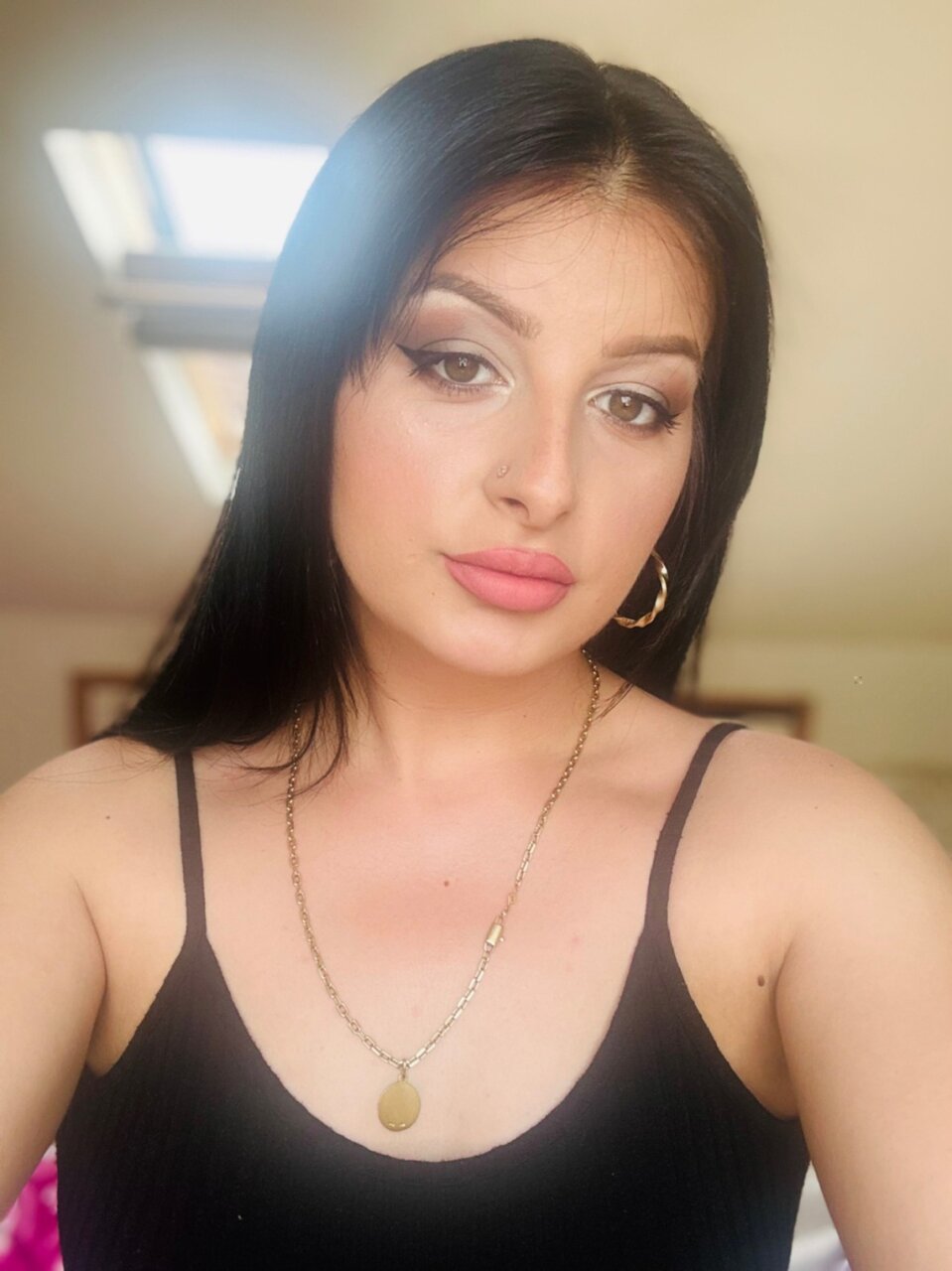 Bruneta19 (@bruneta19), OnlyFans creator