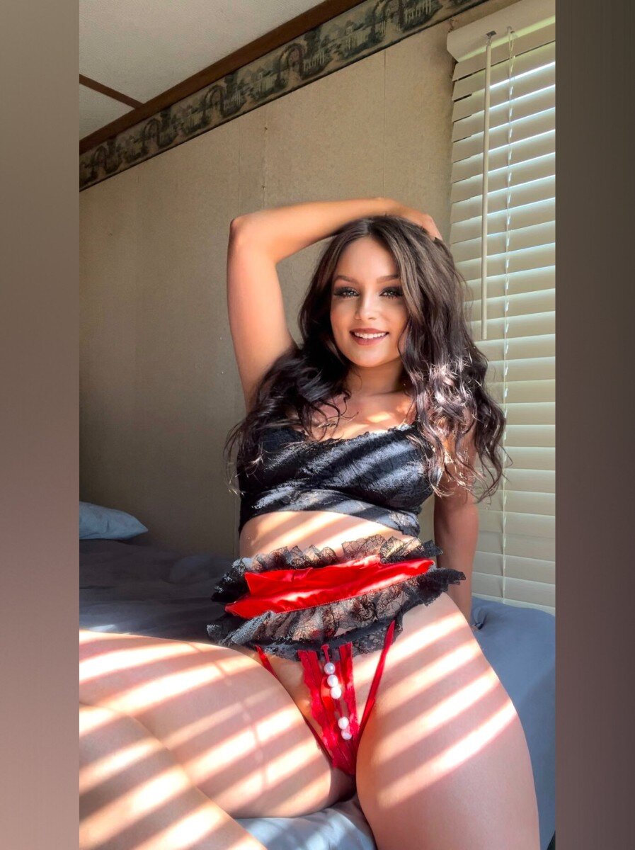 Brunetteheadbaddie