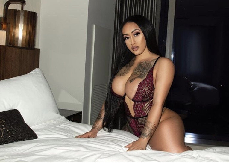 Bubblezcold (@bubblezcold), OnlyFans creator