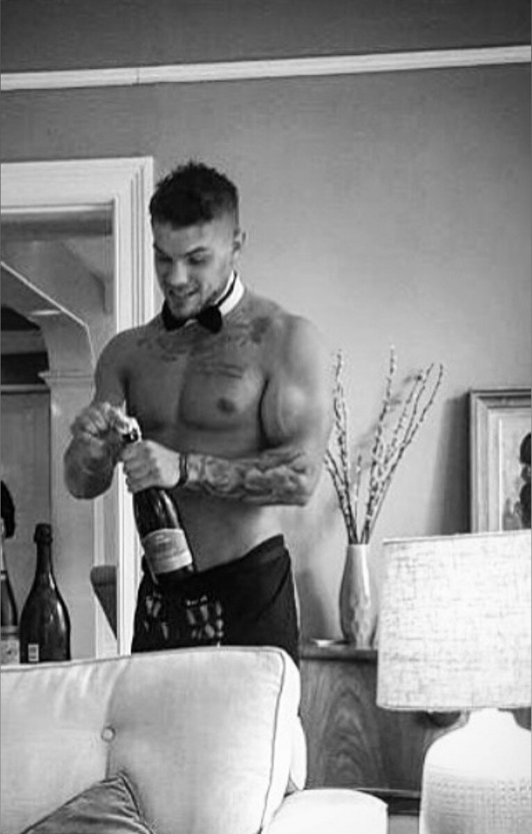 Buffbutler (@buffbutler), OnlyFans creator