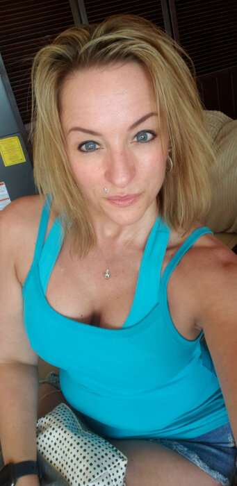 Bunnsnguns (@bunnsnguns), OnlyFans creator