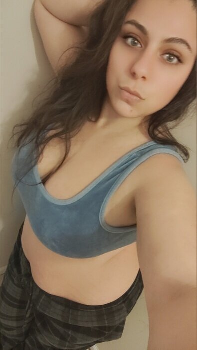 Bunnyxashley69 (@bunnyxashley69), OnlyFans creator