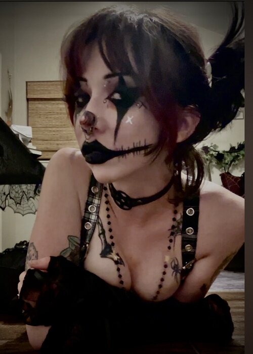 Burnitupbabee3 (@burnitupbabee3), OnlyFans creator