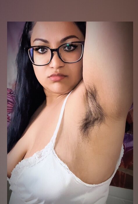 Bushygoddess (@bushygoddess), OnlyFans creator