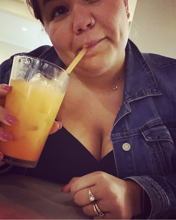 Bustybee1992 (@bustybee1992), OnlyFans creator