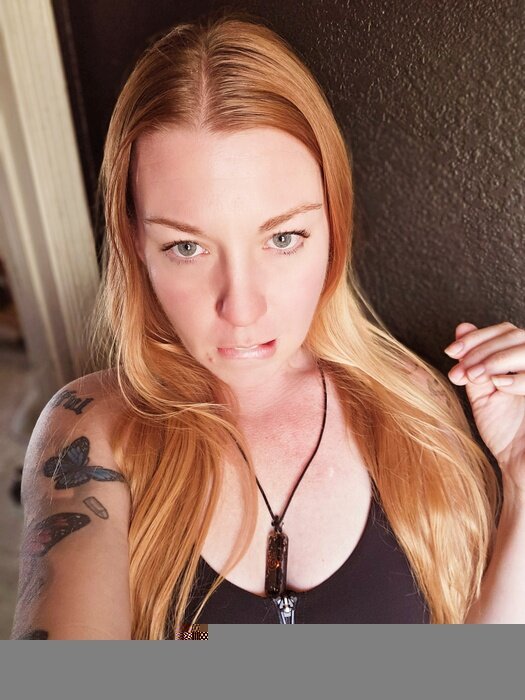 Butterflyhorror (@butterflyhorror), OnlyFans creator