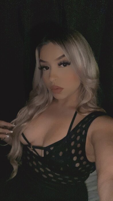 Bvbyelena (@bvbyelena), OnlyFans creator