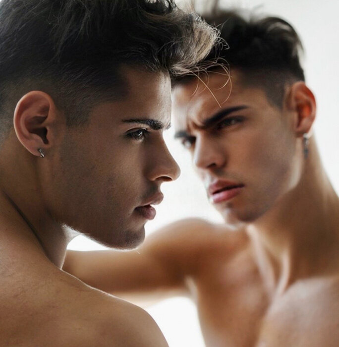 Caballerotwins (@caballerotwins), OnlyFans creator