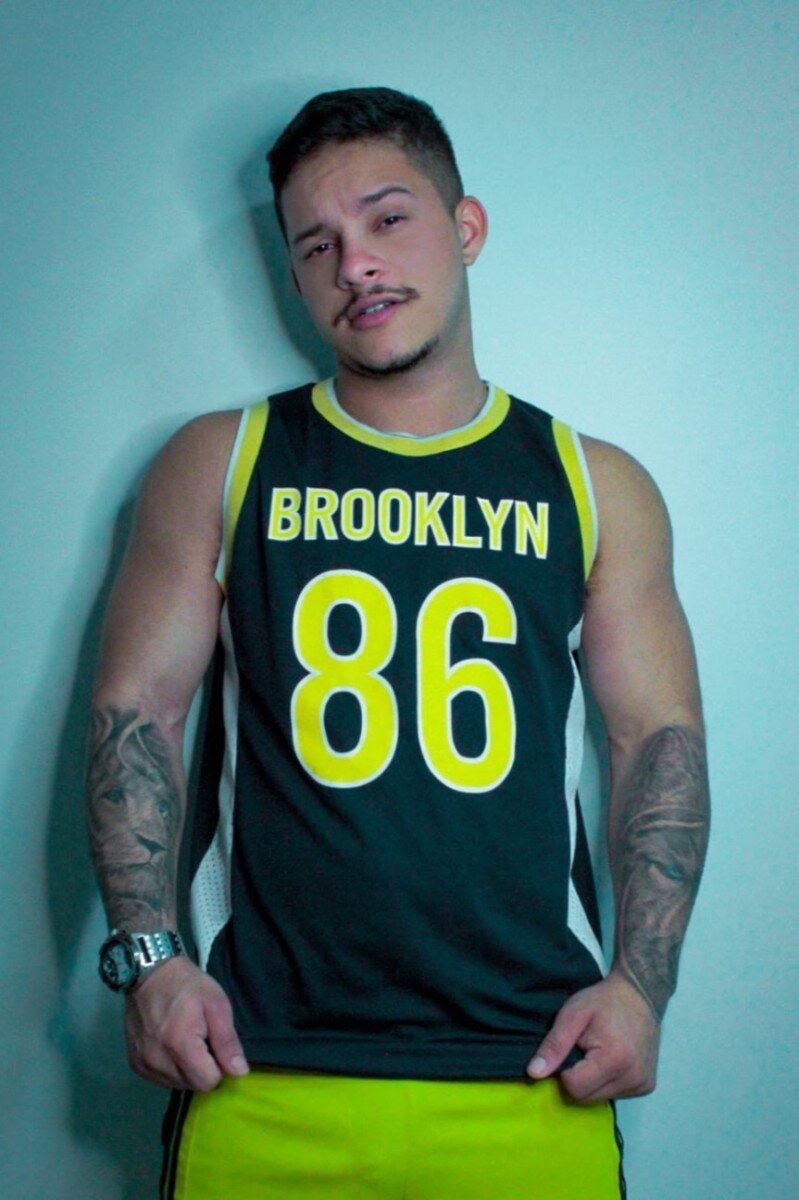 Caiovvilar (@caiovvilar), OnlyFans creator