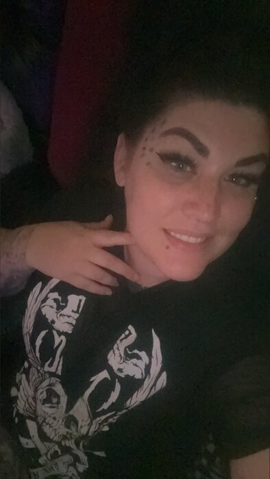 Caitlingrif6868 (@caitlingrif6868), OnlyFans creator
